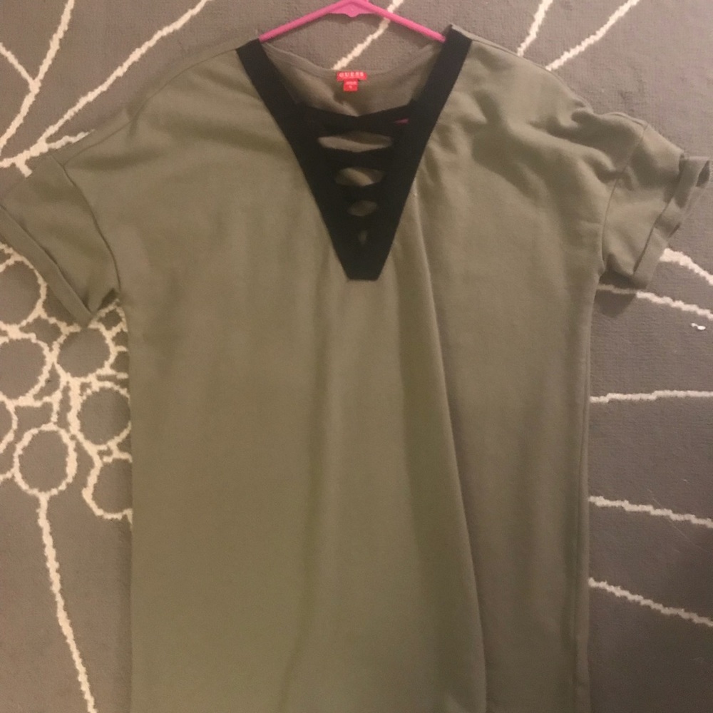 Green t shirt